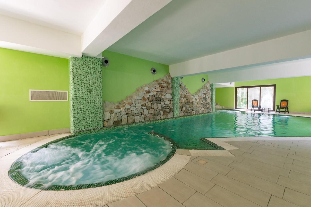 Parco Dei Pini - Sila Wellness Hotel 塔瓦娜 外观 照片